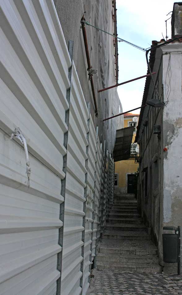 alfama-17